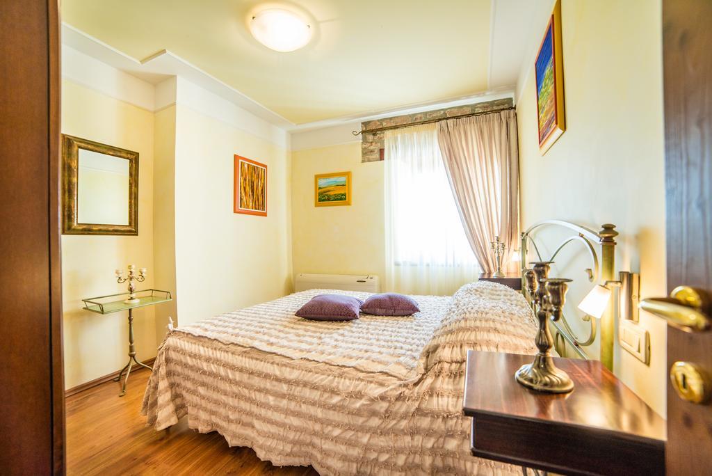 Aparthotel Katalyma 828 Kanfanar Esterno foto
