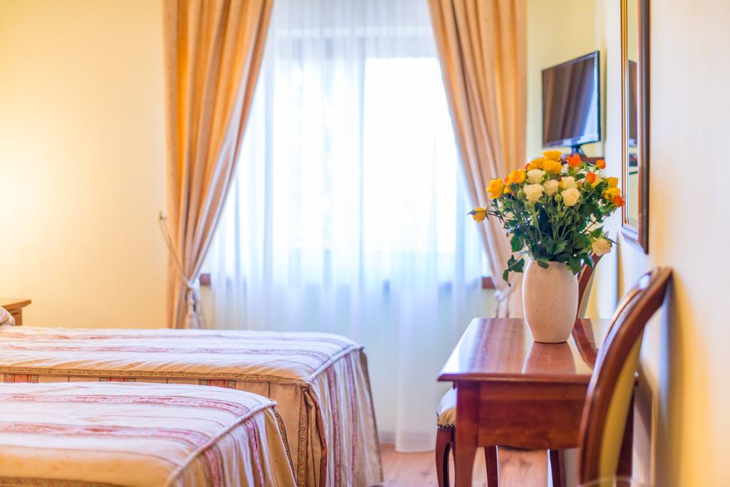 Aparthotel Katalyma 828 Kanfanar Esterno foto