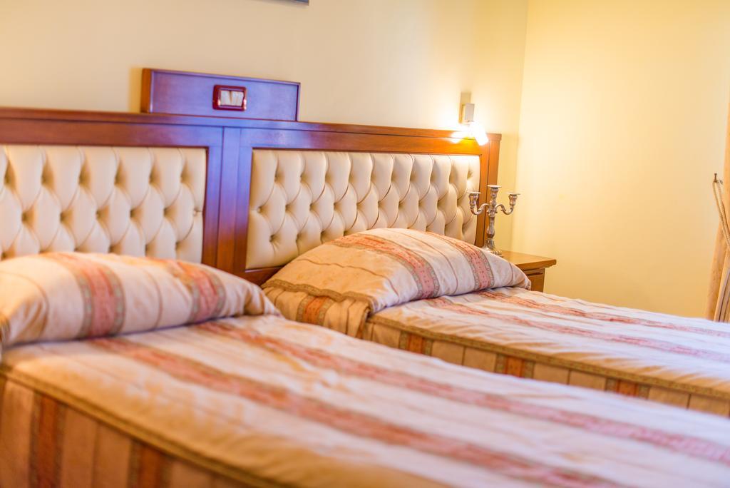 Aparthotel Katalyma 828 Kanfanar Esterno foto