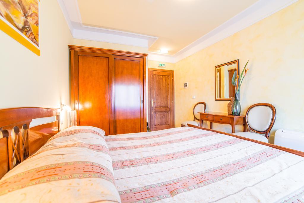 Aparthotel Katalyma 828 Kanfanar Esterno foto